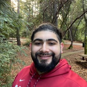 Meet your Posher, Moises